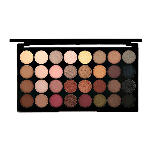Палетка теней для век `REVOLUTION` ULTRA EYESHADOWS тон flawless