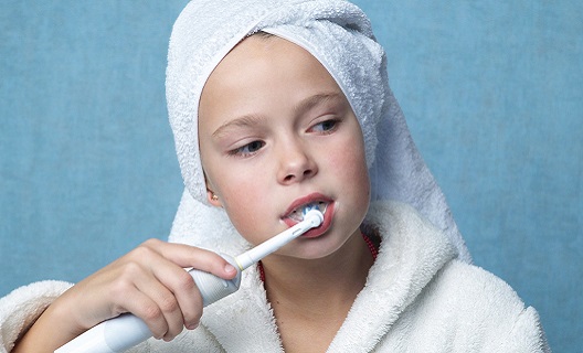 Как выбрать зубную щетку для ребенка