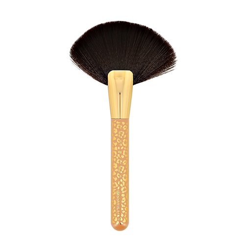 

Кисть для бронзера ESSENCE BRONZED THIS WAY! тон 01