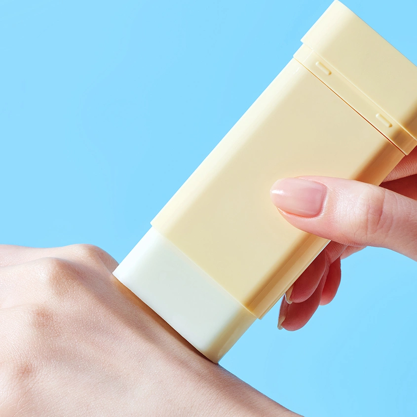 Стик для лица `TOCOBO` солнцезащитный водостойкий SPF50+ 18 гр