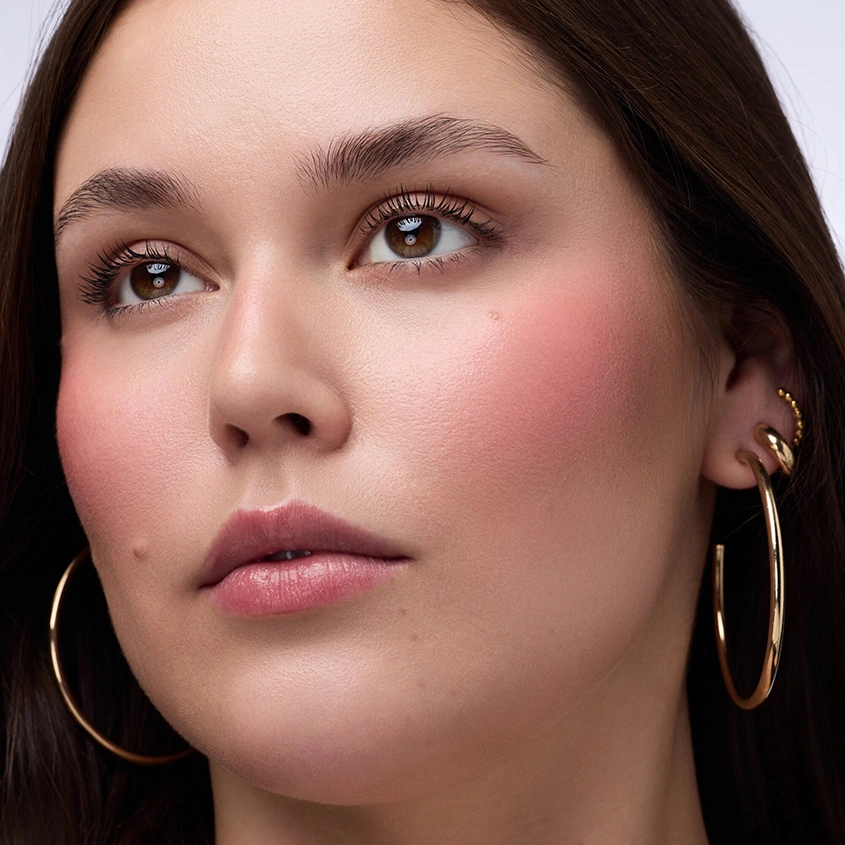 Румяна для лица `CATRICE` BLUSHIN` CHARM MULTI STICK в стике тон 020 Coral Cutie