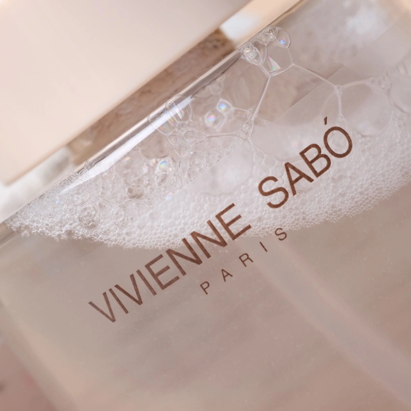 Мицеллярная вода `VIVIENNE SABO` BASIC LUXURY для снятия макияжа (для всех типов кожи) 440 мл