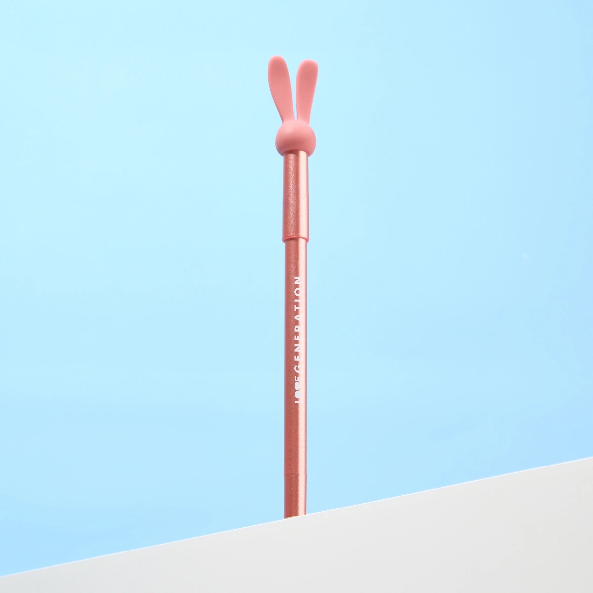 Карандаш для глаз `LOVE GENERATION` COLOR BUNNY гелевый тон 06 Pinkish