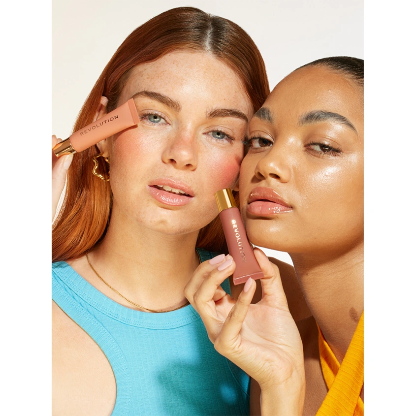 Бальзам для губ `REVOLUTION` JUICY PEPTIDE LIP BALM с пептидами тон Spice
