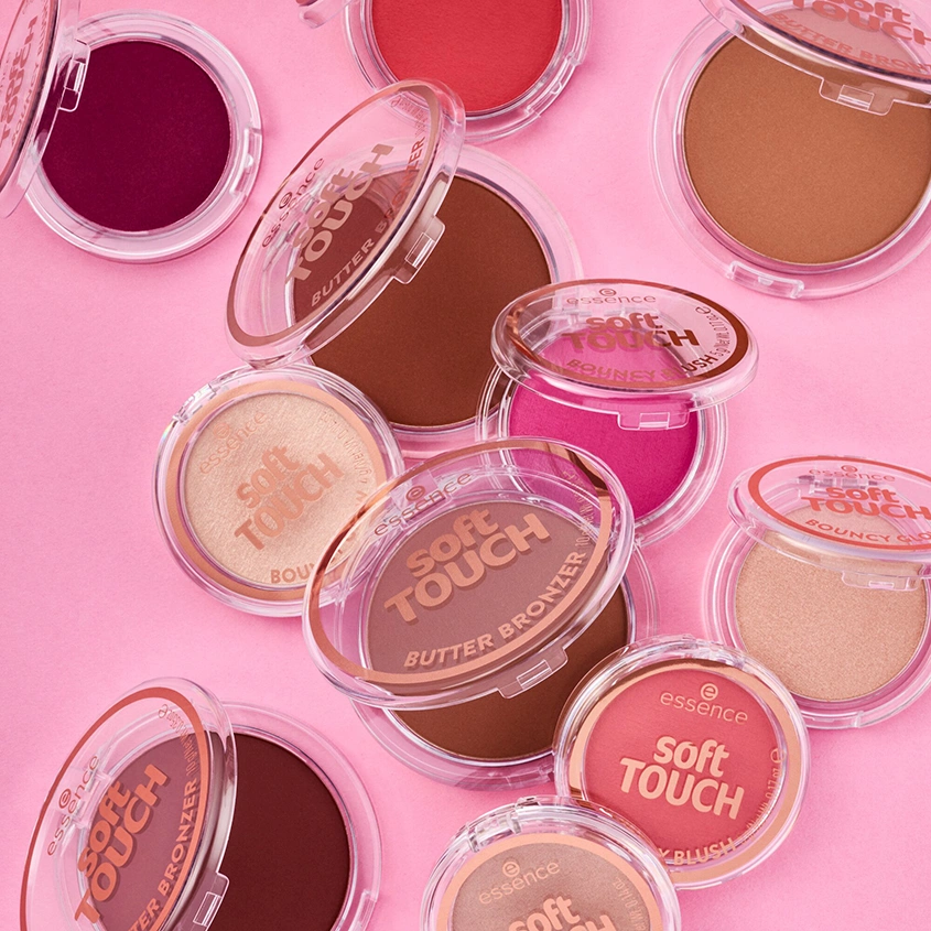 Бронзер для лица `ESSENCE` SOFT TOUCH BUTTER BRONZER компактный тон 40 Chocolate butter dream