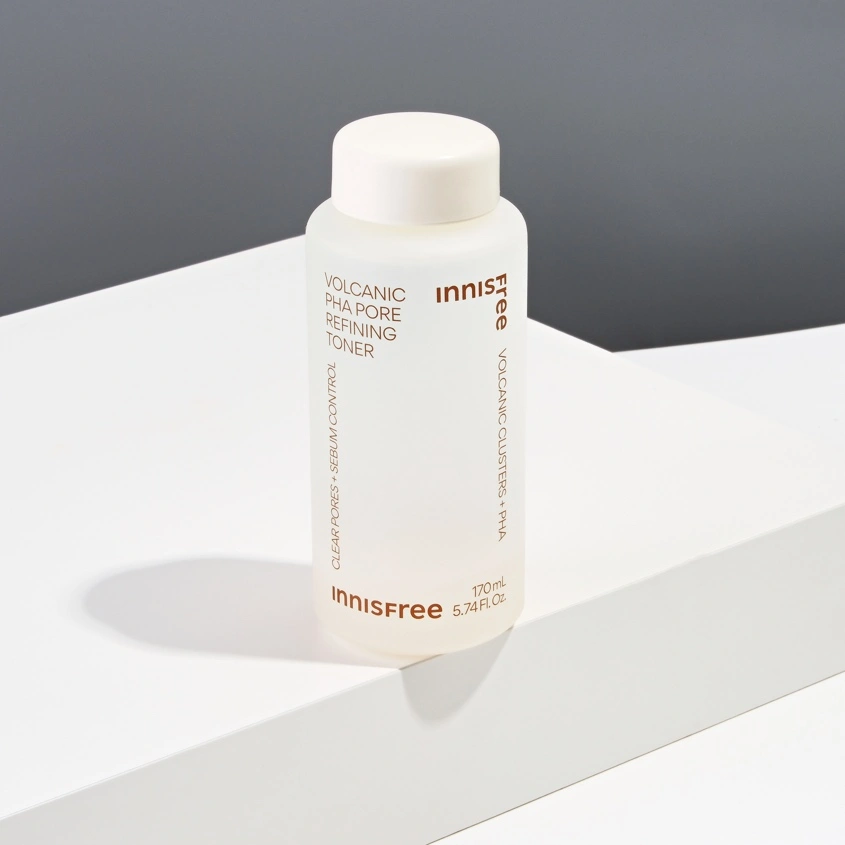 Тоник для лица `INNISFREE` вулканический с PHA кислотами для жирной кожи с эффектом сглаживания пор 170 мл