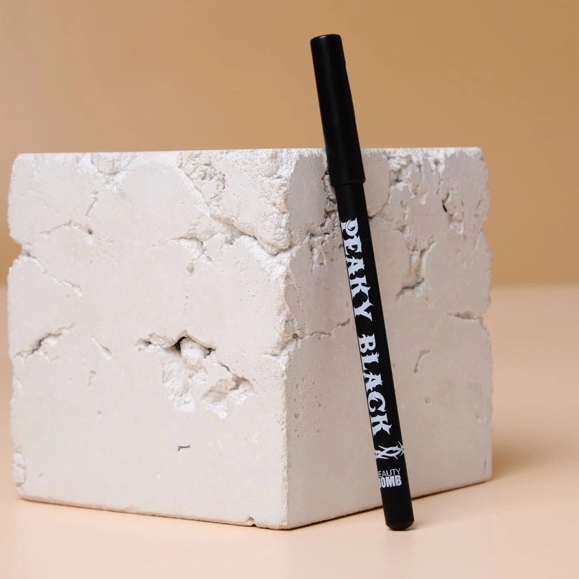 Карандаш для глаз `BEAUTY BOMB` PEAKY BLACK деревянный тон 01 Черный