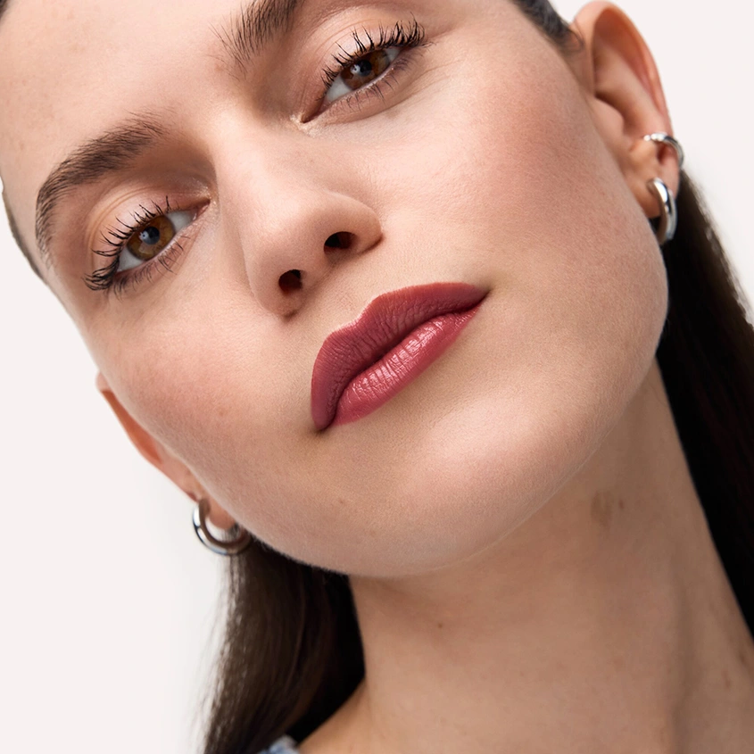 Помада для губ `CATRICE` SHINE BOMB LIP LACQUER глянцевая стойкая тон 080 Flirt alert