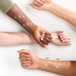 Хайлайтер для лица `ESSENCE` BABY GOT GLOW в стике тон 10 Golden aura