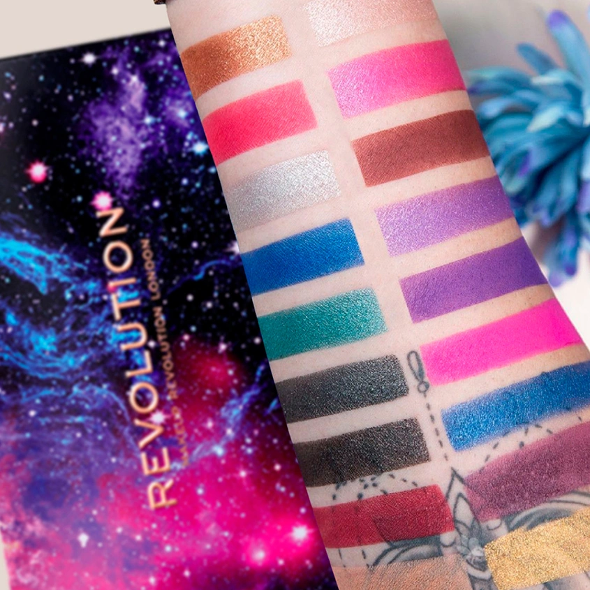 Палетка теней для век `REVOLUTION` FOREVER FLAWLESS тон Constellation