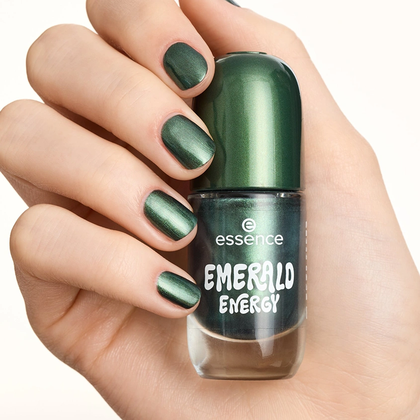 Лак для ногтей `ESSENCE` GEL NAIL POLISH тон 13 Emerald energy
