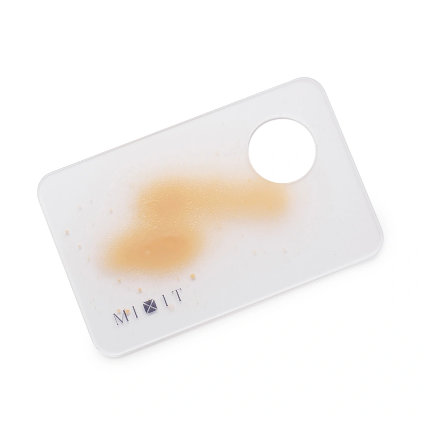 Тональная основа для лица `MIXIT` MISTY VEIL SKIN в аэрозоле тон 01 Warm vanilla