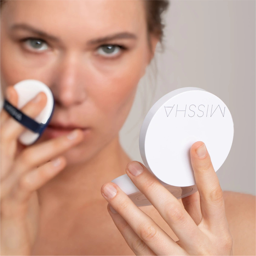 Кушон тональный для лица `MISSHA` MAGIC CUSHION MOISTURE UP с увлажняющим эффектом тон 21 Neutral light beige